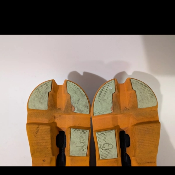 On Cloud Monster Sneakers Shoes Cloudmonster Lace Up Running Mens 9.5 READ - Picture 16 of 16